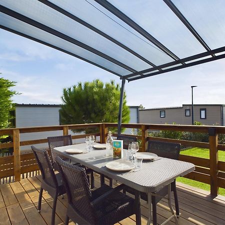 Beau Chalet Pour 4 Pers - Acces Piscine Chauffee Brétignolles-sur-Mer Eksteriør billede